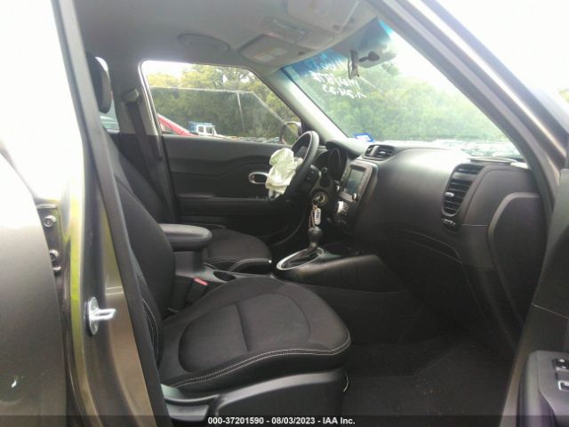 KNDJP3A55J7611825 KIA SOUL +