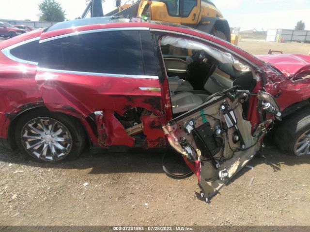 5YJXCAE27JF124467 Tesla Model X 75d/100d/p100d