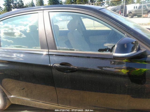 WBA8A3C51HK691450 BMW 3 Series 320i Xdrive