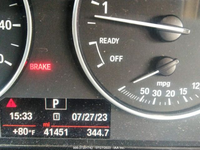 WBA8A3C51HK691450 BMW 3 Series 320i Xdrive
