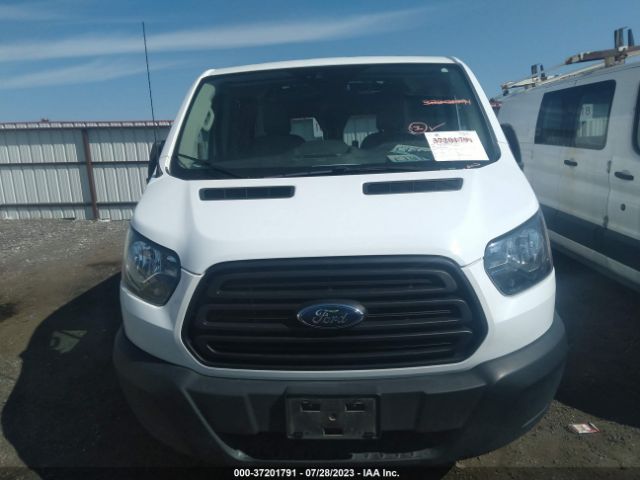 1FTYE1ZM8KKB10947 Ford TRANSIT VAN