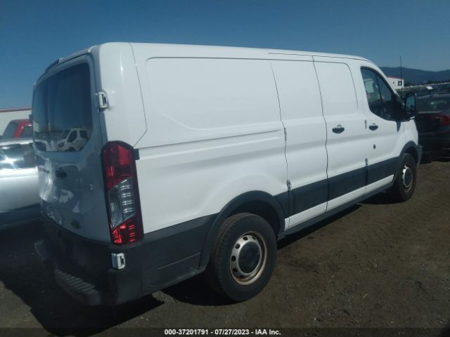 1FTYE1ZM8KKB10947 Ford TRANSIT VAN