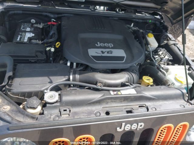 1C4BJWDG9GL235098 Jeep Wrangler Unlimited Sport