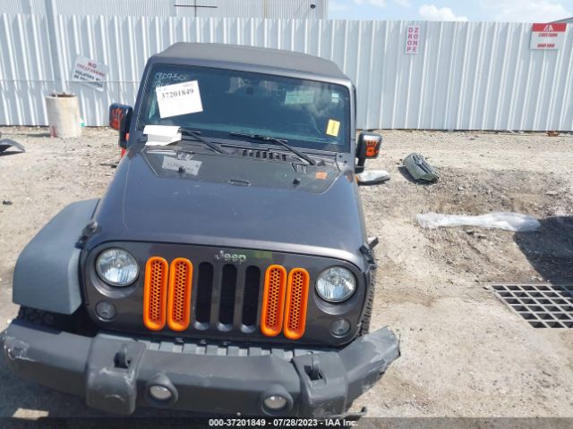 1C4BJWDG9GL235098 Jeep Wrangler Unlimited Sport
