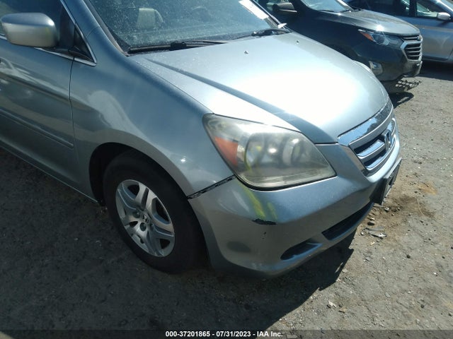 2005 HONDA ODYSSEY EX-L VIN: 5FNRL38745B114559