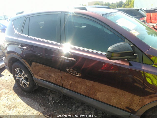 Toyota RAV4 LE 2018 2T3ZFREV7JW463801 Image 13