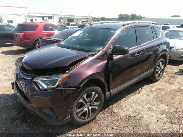 Toyota RAV4 LE 2018 2T3ZFREV7JW463801 Image 2
