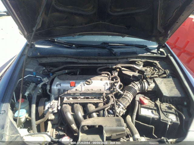 2011 HONDA ACCORD SDN EX-L VIN: 1HGCP2F81BA153373