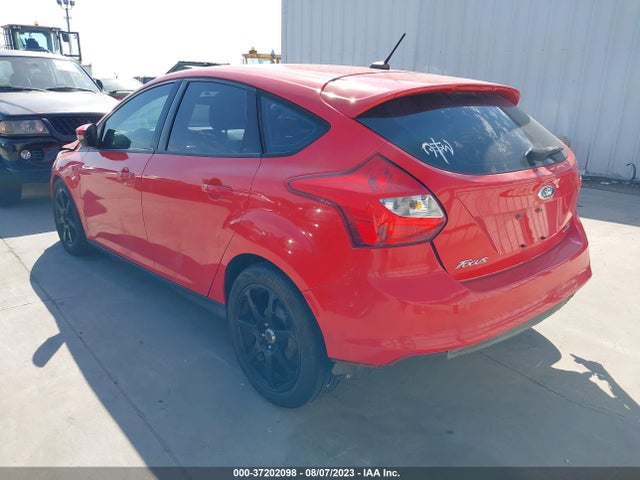 2013 FORD FOCUS SE VIN: 1FADP3K29DL210104
