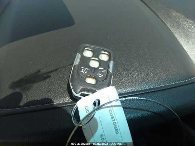 1GKS2BKC7JR301162 GMC YUKON SLT