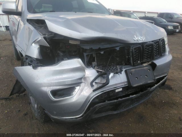 1C4RJFAG2HC861595 Jeep Grand Cherokee Laredo