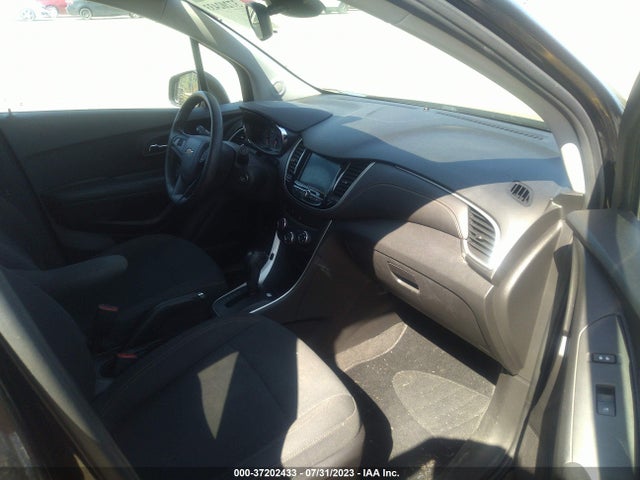 Chevrolet TRAX LS 2020 KL7CJKSB8LB046279 Image 5
