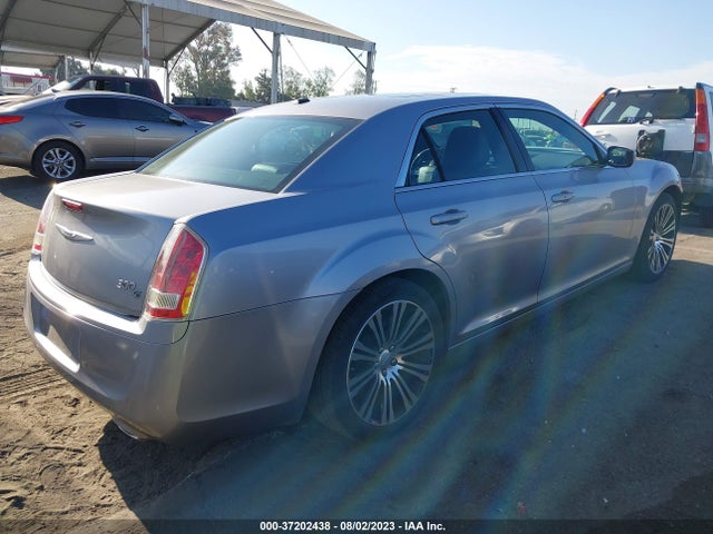 2C3CCABT3EH119363 Chrysler 300 300s