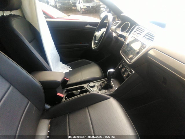 3VV2B7AX3MM057594 Volkswagen Tiguan Se/se R-line Black/sel
