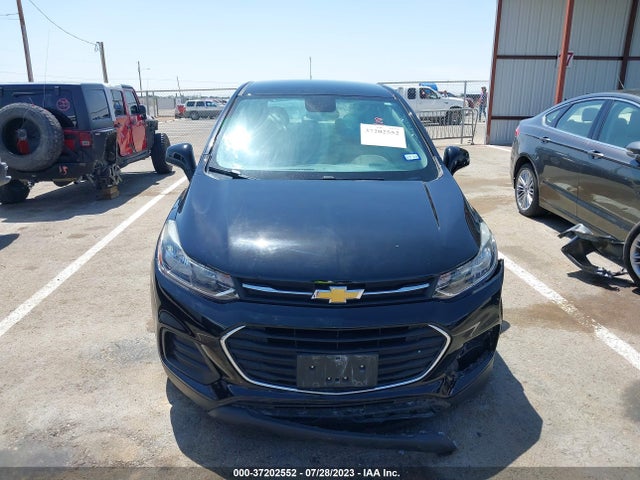 Chevrolet TRAX LS 2018 3GNCJKSB2JL366025 Image 12