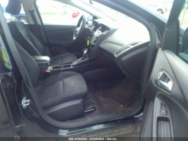 1FADP3F20HL209147 Ford FOCUS SE