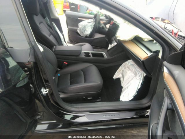 5YJ3E1EA6PF557013 Tesla MODEL 3