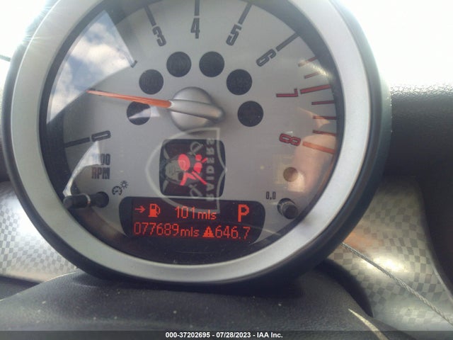 2007 MINI COOPER HARDTOP S VIN: WMWMF735X7TL91857
