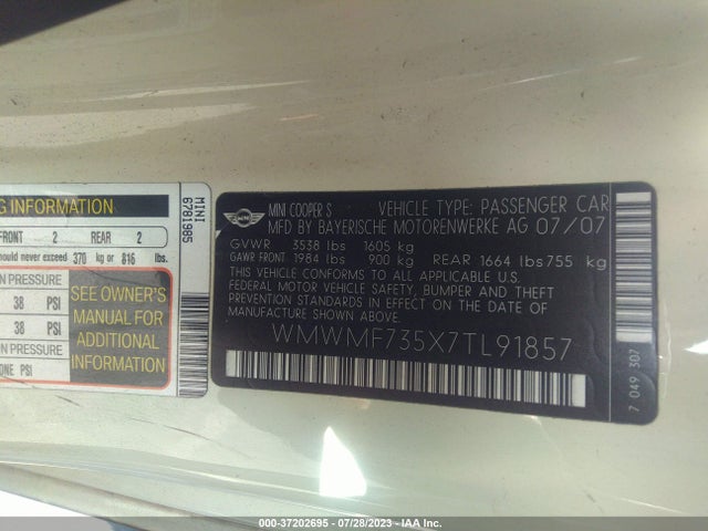 2007 MINI COOPER HARDTOP S VIN: WMWMF735X7TL91857