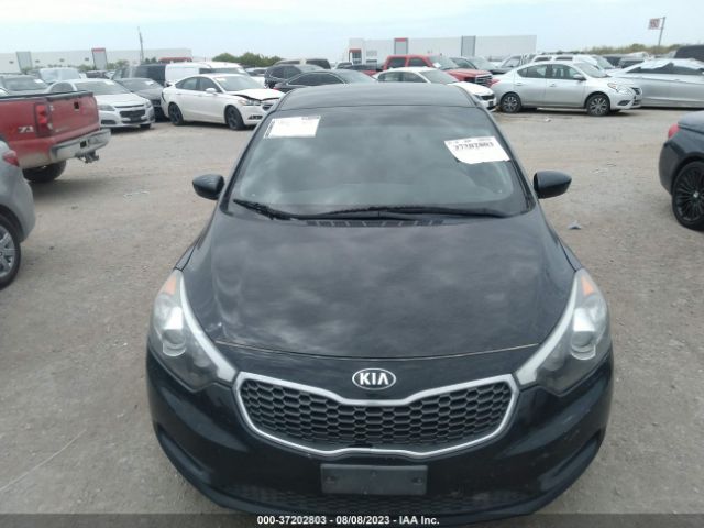KNAFK4A65G5560668 KIA FORTE LX