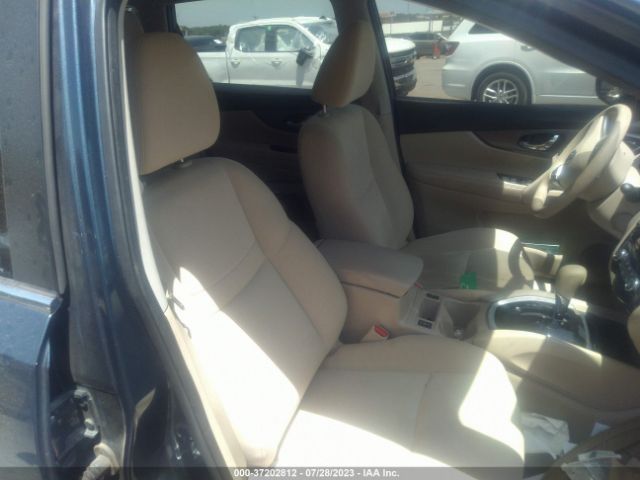 KNMAT2MT0FP571516 Nissan ROGUE SV