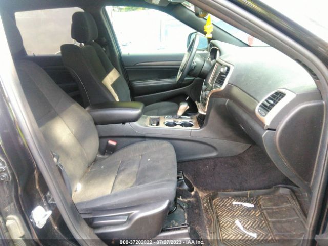 1C4RJFAG6HC803604 Jeep Grand Cherokee Laredo
