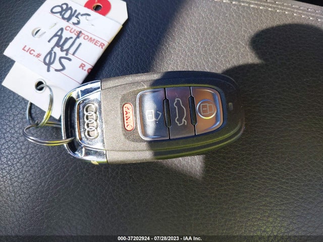 WA1LFAFP7FA104827 Audi Q5 Premium Plus