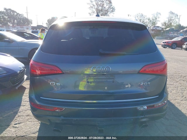WA1LFAFP7FA104827 Audi Q5 Premium Plus