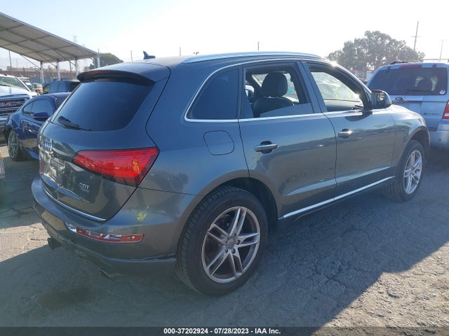 WA1LFAFP7FA104827 Audi Q5 Premium Plus