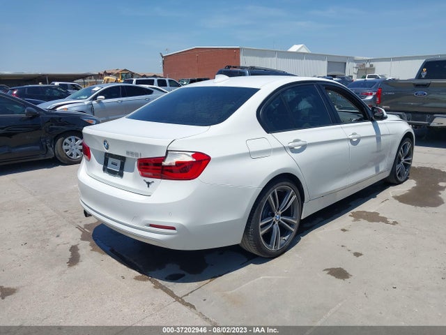 BMW 3 Series 320i 2018 WBA8E1G50JNU92137 Image 4