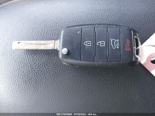KNDJN2A21F7137269 KIA Soul Base