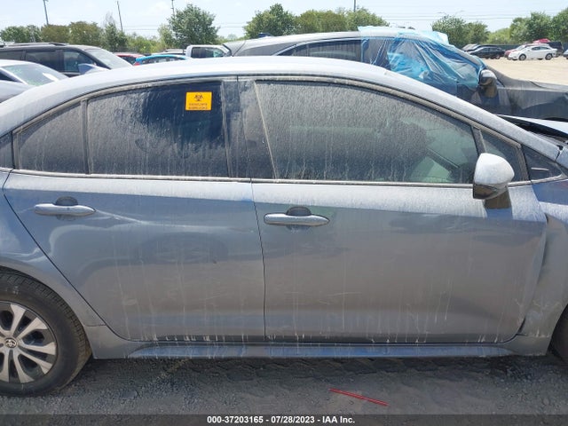 Toyota Corolla Hybrid Le 2022 JTDEAMDE2N3010292 Image 13