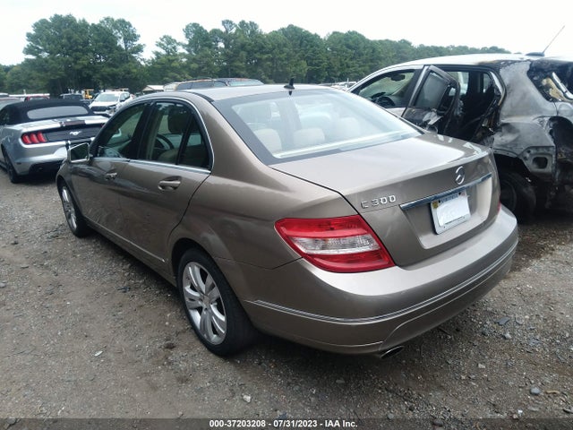 2010 MERCEDES-BENZ C-CLASS C 300 VIN: WDDGF5EB4AR128698