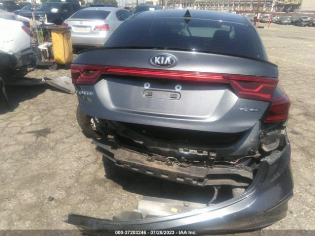 3KPF34AD3ME393225 KIA Forte Gt-line
