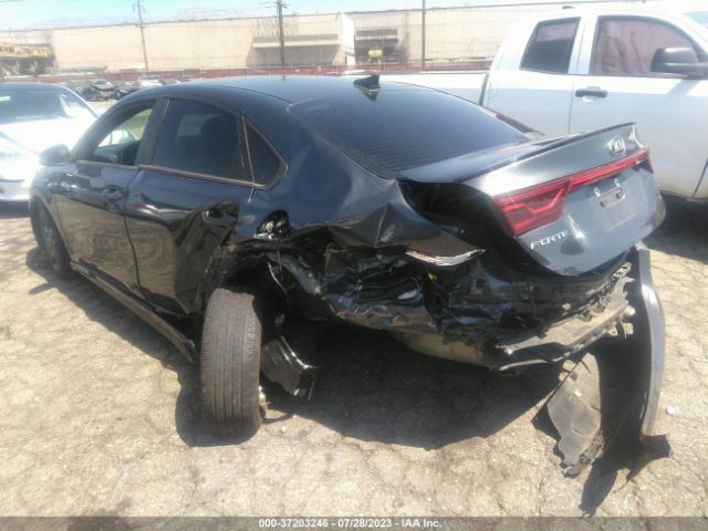 3KPF34AD3ME393225 KIA Forte Gt-line