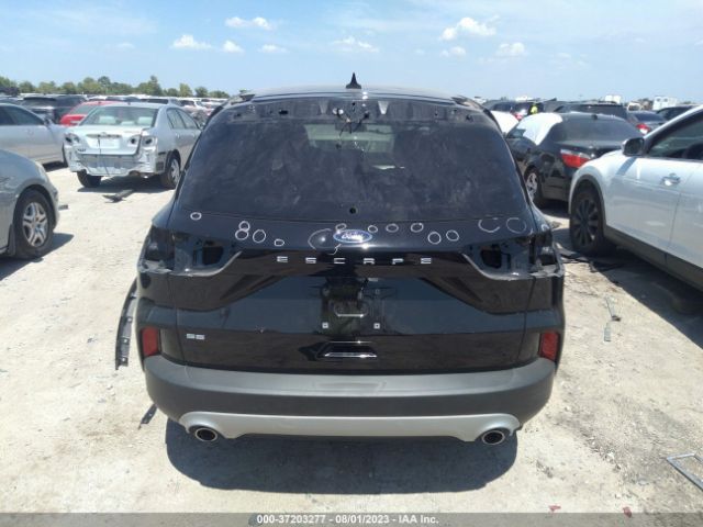 1FMCU0G66NUB55319 Ford ESCAPE SE