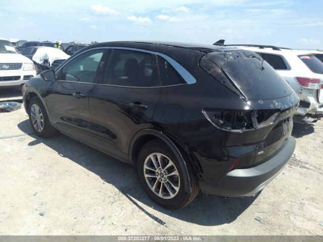 1FMCU0G66NUB55319 Ford ESCAPE SE