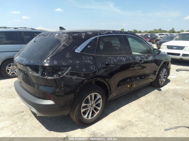 1FMCU0G66NUB55319 Ford ESCAPE SE