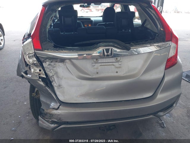 Honda FIT EX 2018 3HGGK5H83JM727052 Image 16