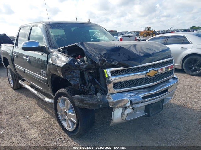 2013 CHEVROLET SILVERADO 1500 LT VIN: 3GCPCSE02DG369857