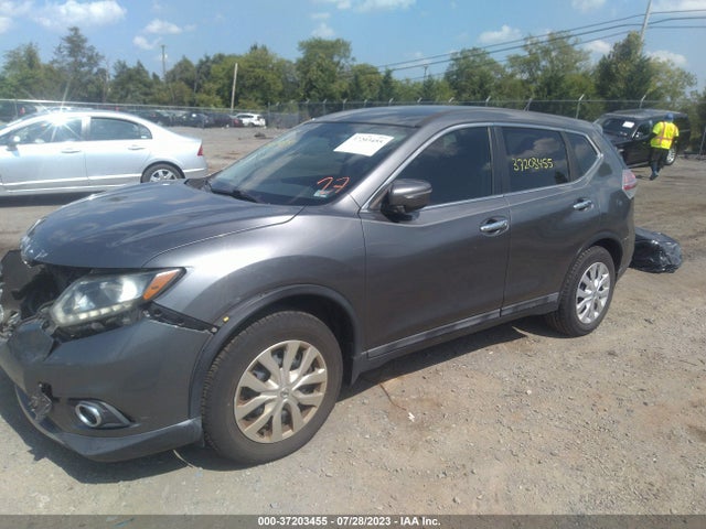2015 NISSAN ROGUE S VIN: 5N1AT2MT8FC756268
