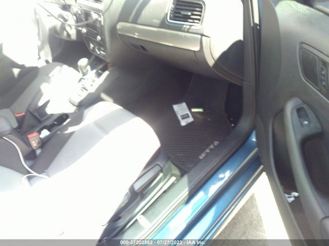 3VW2B7AJXHM279725 Volkswagen Jetta 1.4t S