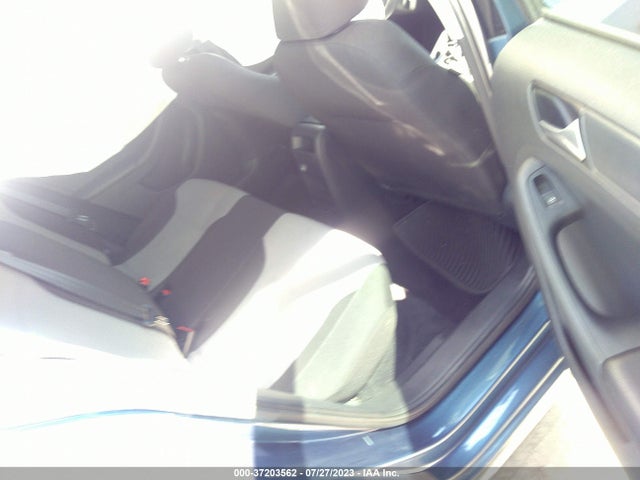3VW2B7AJXHM279725 Volkswagen Jetta 1.4t S