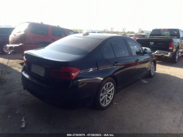 WBA8A9C52HK619997 BMW 3 Series 320i