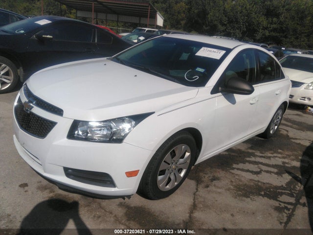 Chevrolet CRUZE LS 2014 1G1PA5SH1E7272348 Image 2