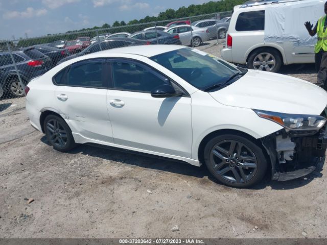 3KPF34AD3ME358359 KIA Forte Gt-line