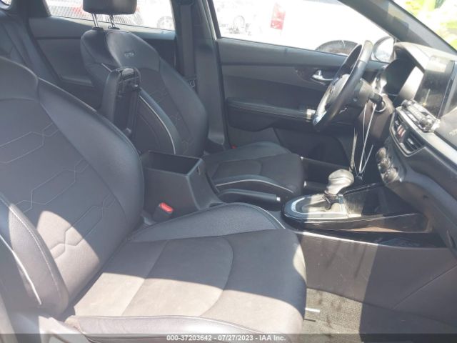 3KPF34AD3ME358359 KIA Forte Gt-line