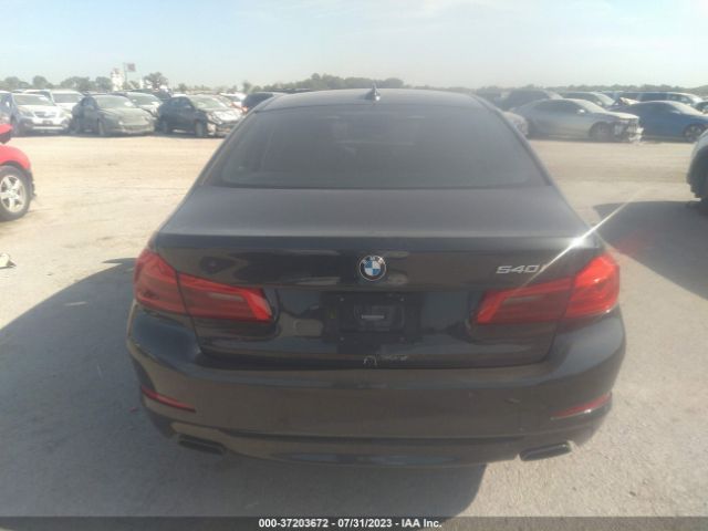 WBAJE5C3XHG914409 BMW 5 Series 540i