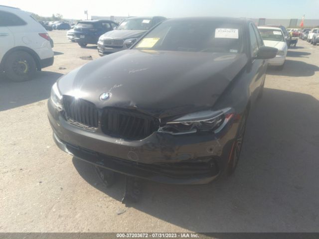 WBAJE5C3XHG914409 BMW 5 Series 540i