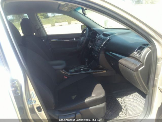 5XYKT3A6XFG621432 KIA SORENTO LX